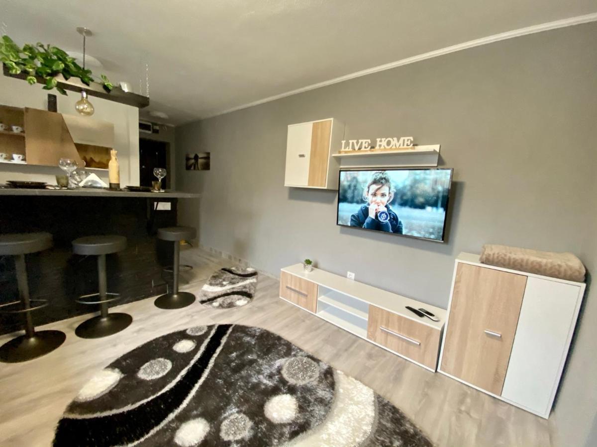 T&T Apartman Praid Dış mekan fotoğraf